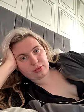 Ballzy_BethanUK