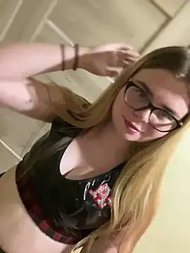 BellaShy-