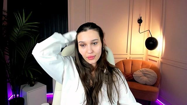 Bella_Habibi_
