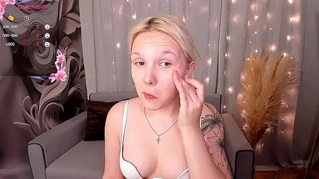 Bella_Hots