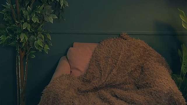 Bella_blush