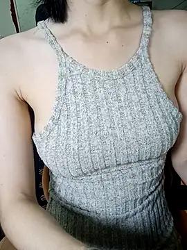 Bi_Cute388