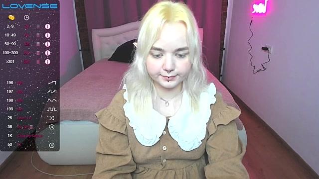 Blush_Eva_
