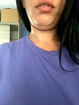 BreasTt00
