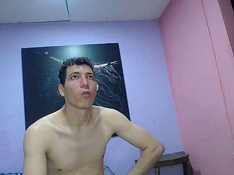 COUPLEHOT28