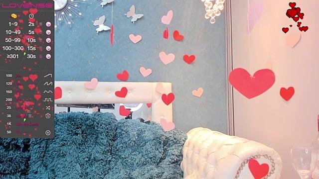 Caroline_Petitee