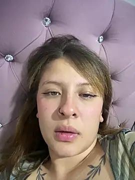 CharlotteUwU__
