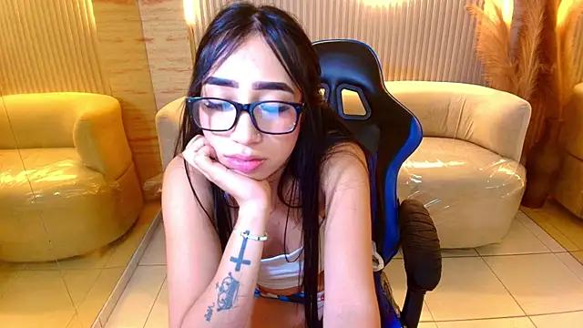 Chloe__r