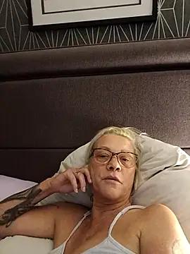 Cindy_UK-888