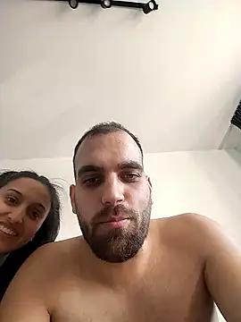 Couplebetyy