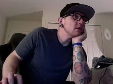 Cumsuckonme2104