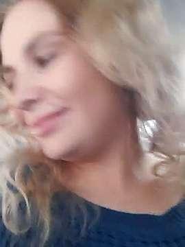 Curly_De