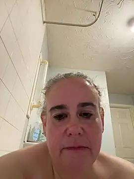 Curvy_Angelic_PoppyX