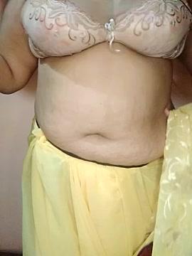 Cute_Housewife5