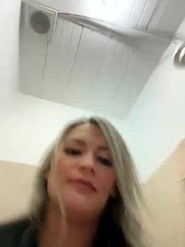 DAKOTA_SEXX