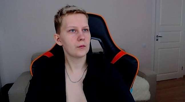 Daisy__Dark
