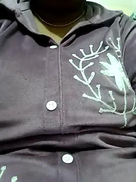 Desi_Biwi