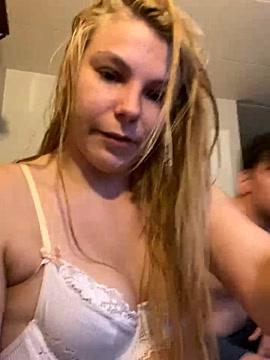 DominaNelly