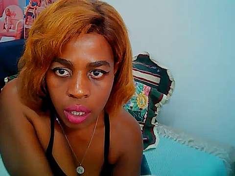 EbonyHennessy