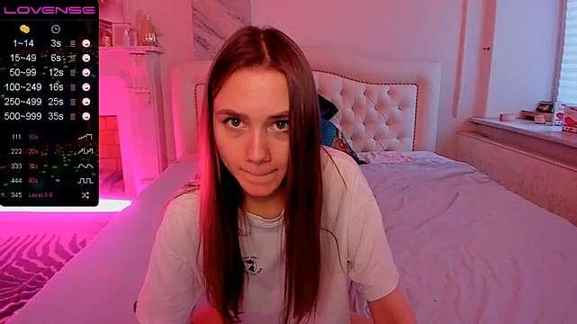 Elestra_