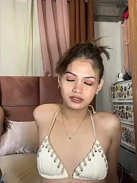 Elisse_lovee