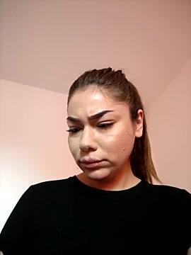 Ella_bellay