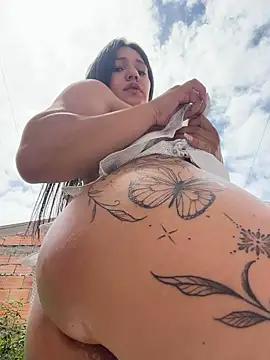 Emily_Gomezz