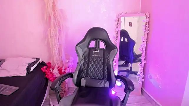 Emily_Roussee