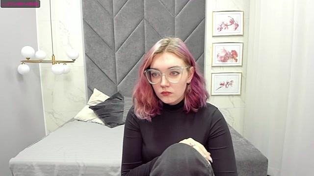 Emma_Glow