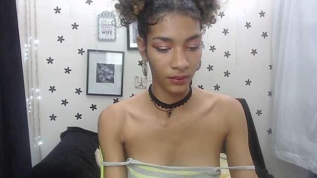 Esmeralda_brown_