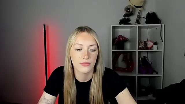 EvelynBlond
