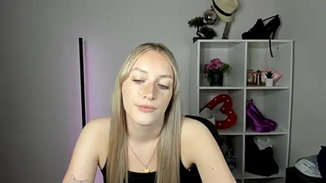 EvelynBlond