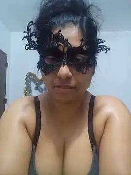 Expose_Queen