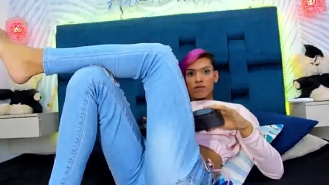 Fem_alexa