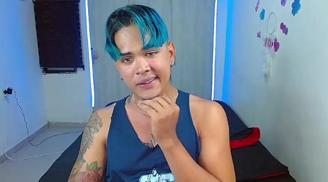 Floy_Latin_Hot