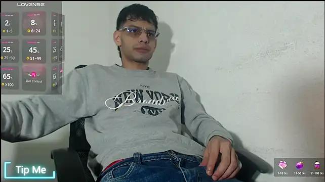 GrayHornyX