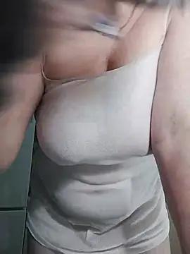 HOLLY-77