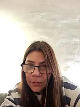 HOT_02LATINA