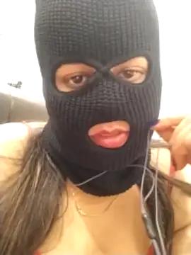 Hazel_khan