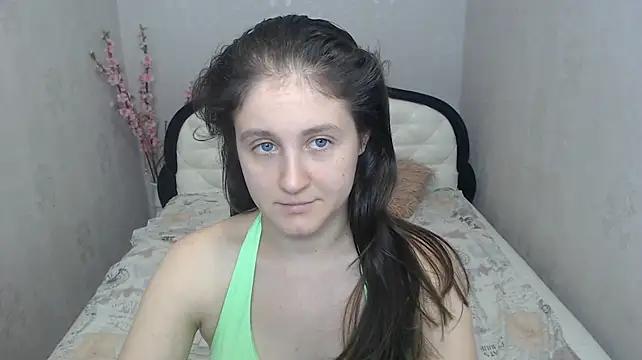 Holliy_Cooper