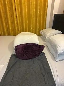 Honeylust26