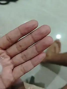 Hornylonda556