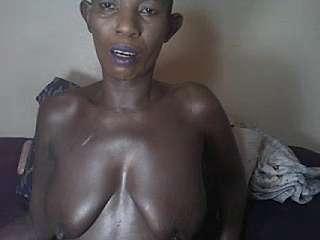 Hornymammo33