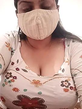 Hot_Priyaa
