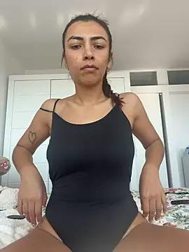 Hotgirlmia