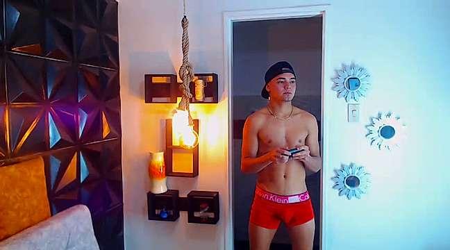 Hotlatins_Boys