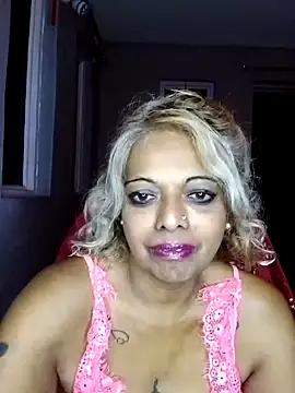 Hotlipz6