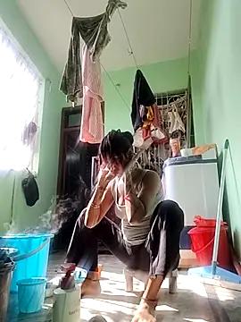 Hotty-Nidhi