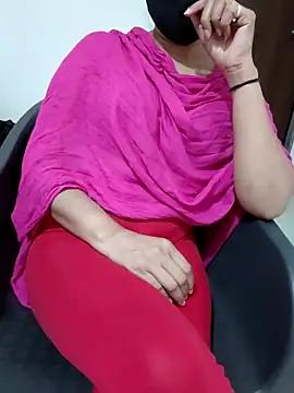 Hotty_Parii