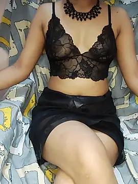 Hoty_bai